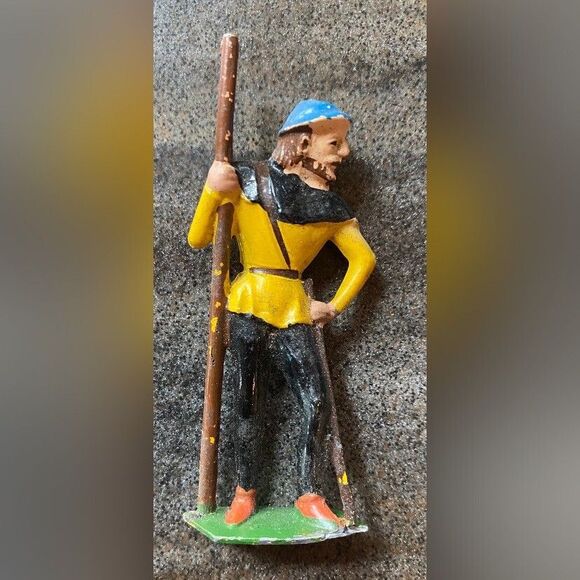 Lot 8 Robin Hood Friar Tuck Merry Men Cast Lead Figures Vintage Manoil 1940/50 - Picture 10 of 16